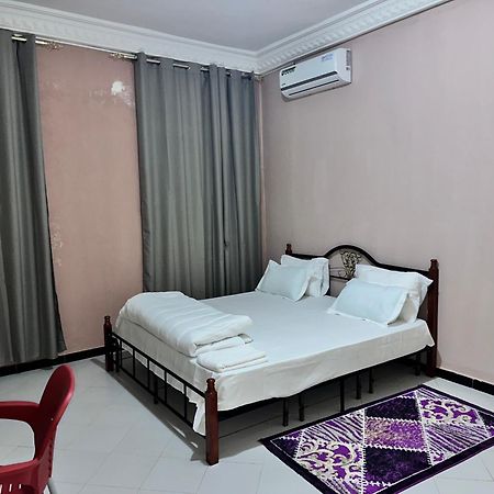 Residences Primis Thies - Appartements Et Chambres Exterior photo