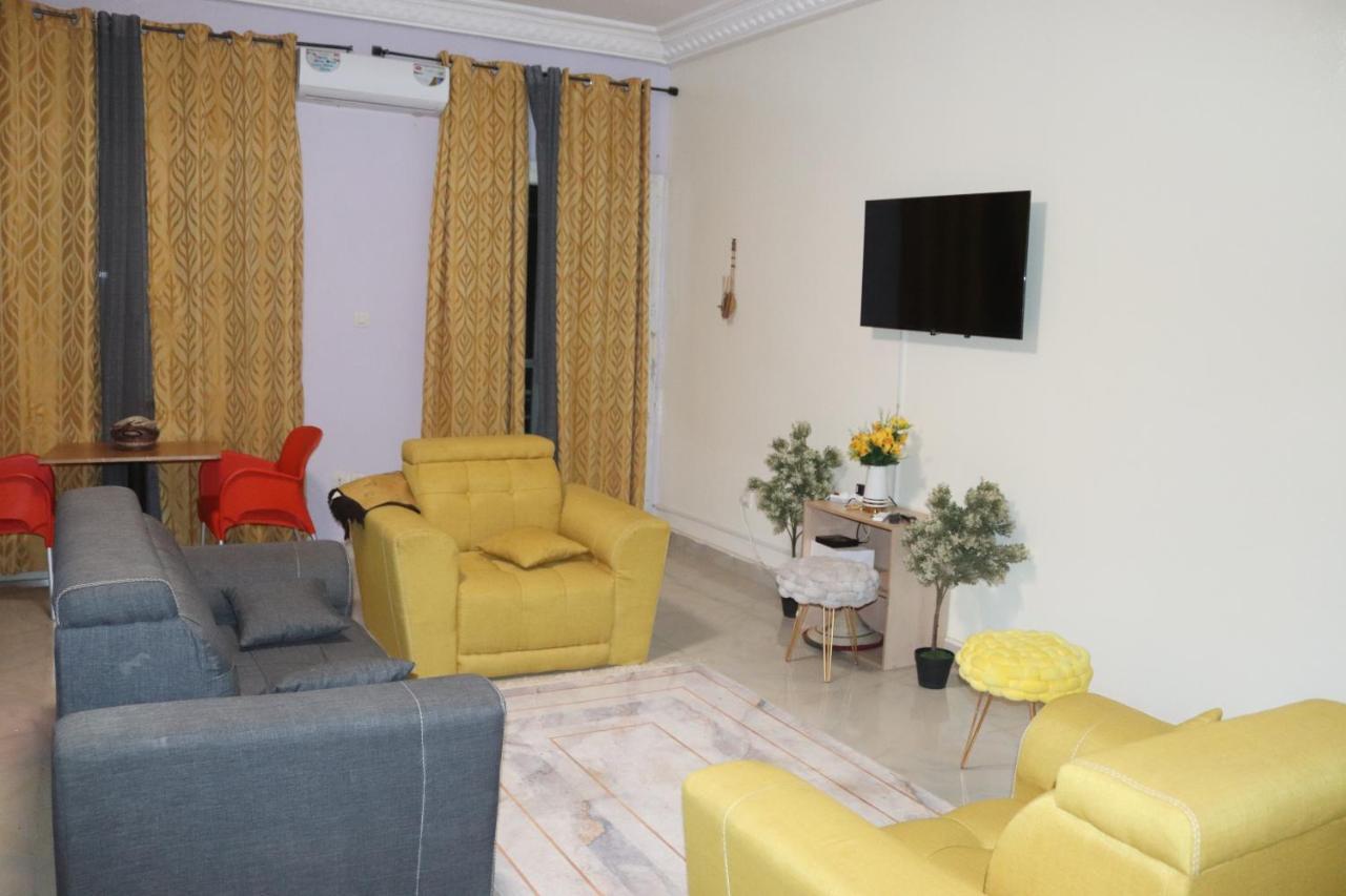 Residences Primis Thies - Appartements Et Chambres Exterior photo