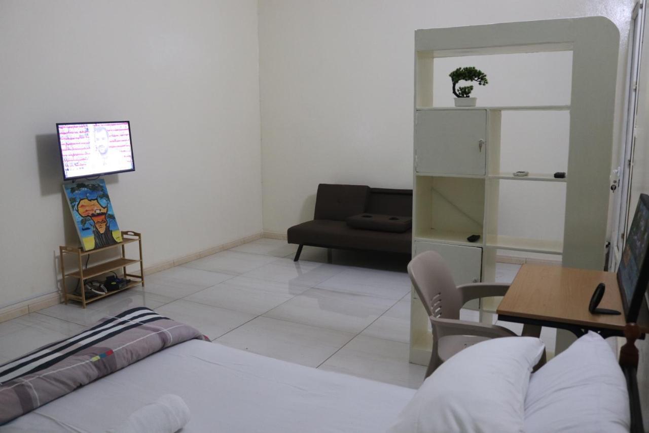 Residences Primis Thies - Appartements Et Chambres Exterior photo