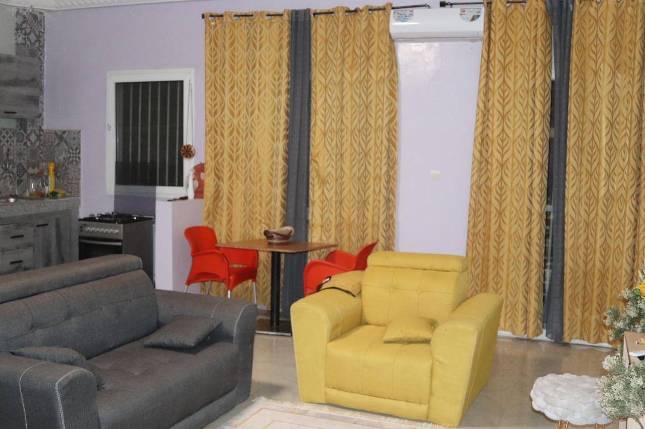 Residences Primis Thies - Appartements Et Chambres Exterior photo