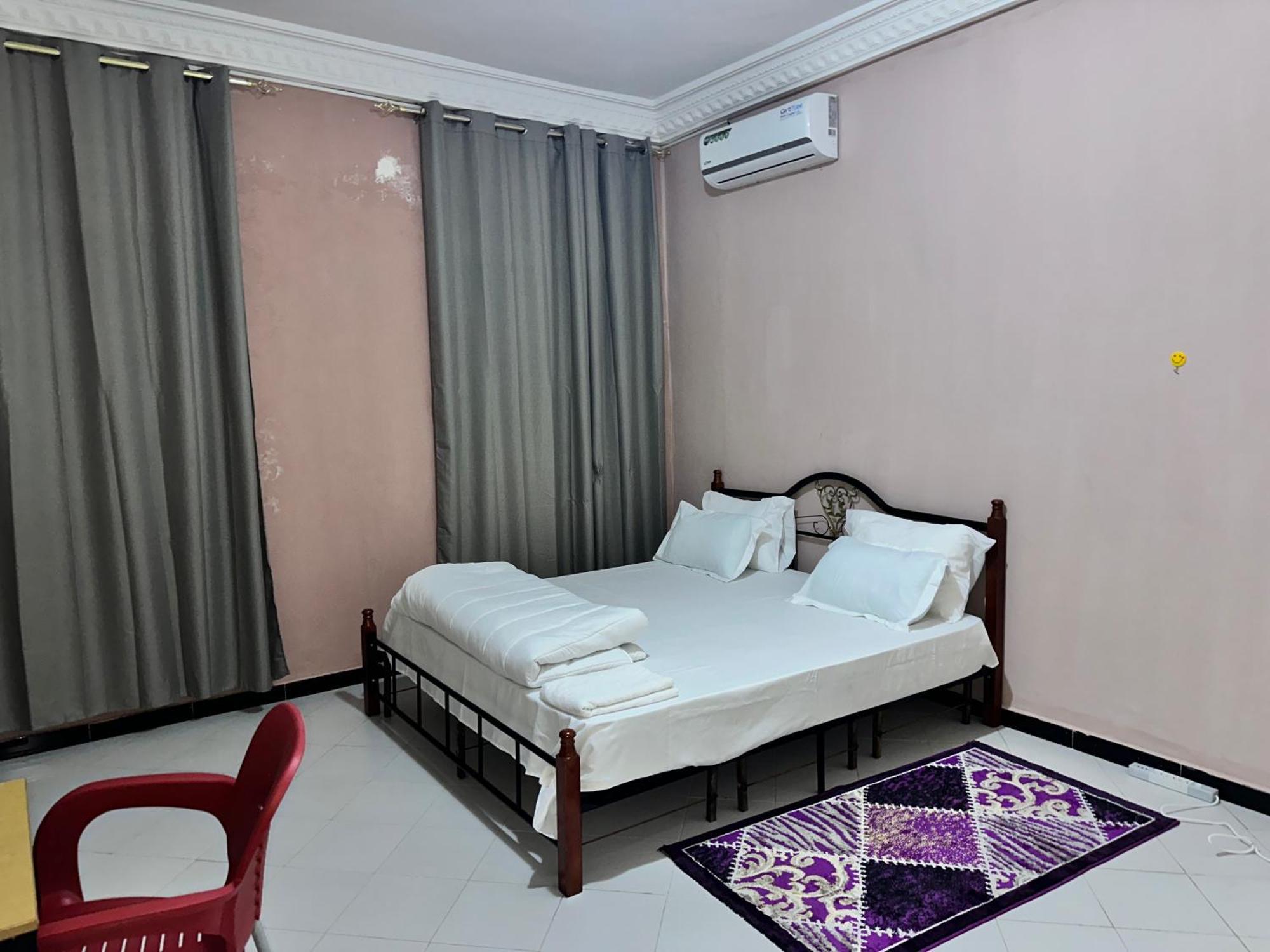 Residences Primis Thies - Appartements Et Chambres Exterior photo