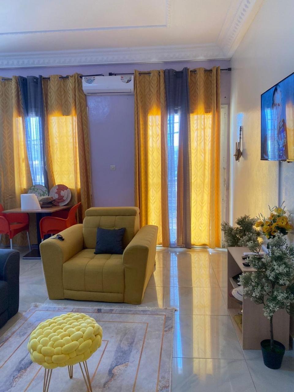 Residences Primis Thies - Appartements Et Chambres Exterior photo